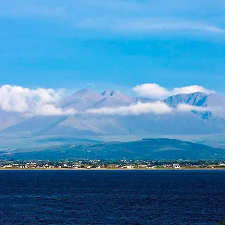 4 Bed In Inch Oc-ii11636