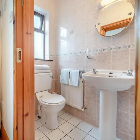 4 Bed In Inch Oc-ii11636 Tatil Evi Caheracruttera