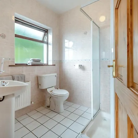 Tatil Evi 4 Bed In Inch Oc-ii11636 *