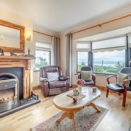 4 Bed In Inch Oc-ii11636 Holiday home *