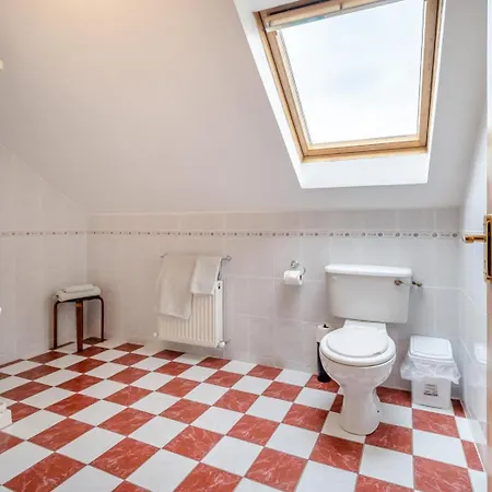 Holiday home 4 Bed In Inch Oc-ii11636 *