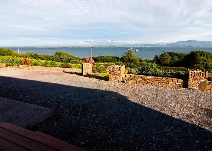 4 Bed In Inch Oc-ii11636 * Caheracruttera